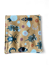 Load image into Gallery viewer, re:wrap pad wrapper, two pocket pad case