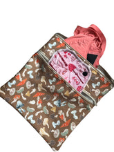 Load image into Gallery viewer, Reusable Pad Bag, Cloth Pad Wrapper, Cloth Pad Wet Bag, Waterproof Pad Bag, Sanitary Pad Bag, Waterproof Pouch, Pad Pouch,Zero Waste Period