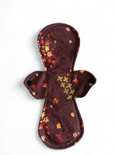Load image into Gallery viewer, 12 Inch Heavy Absorbency Reusable Cloth Pads for Women - Organic Bamboo Core with Cotton Topper, Water-Resistant Fleece Bottom, burgandy