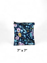 Load image into Gallery viewer, Waterproof Zipper Closure Wet Bag, Leak Proof Reusable Pouch, 7x7 Waterproof Storage Bag for Cloth Diapers, Swimsuits, Gym Clothes