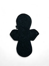 Load image into Gallery viewer, 10 inch Eco-Friendly Cotton Pads, Heavy Absorbency Sanitary Napkins, Black Ferns - Reusable and Sustainable
