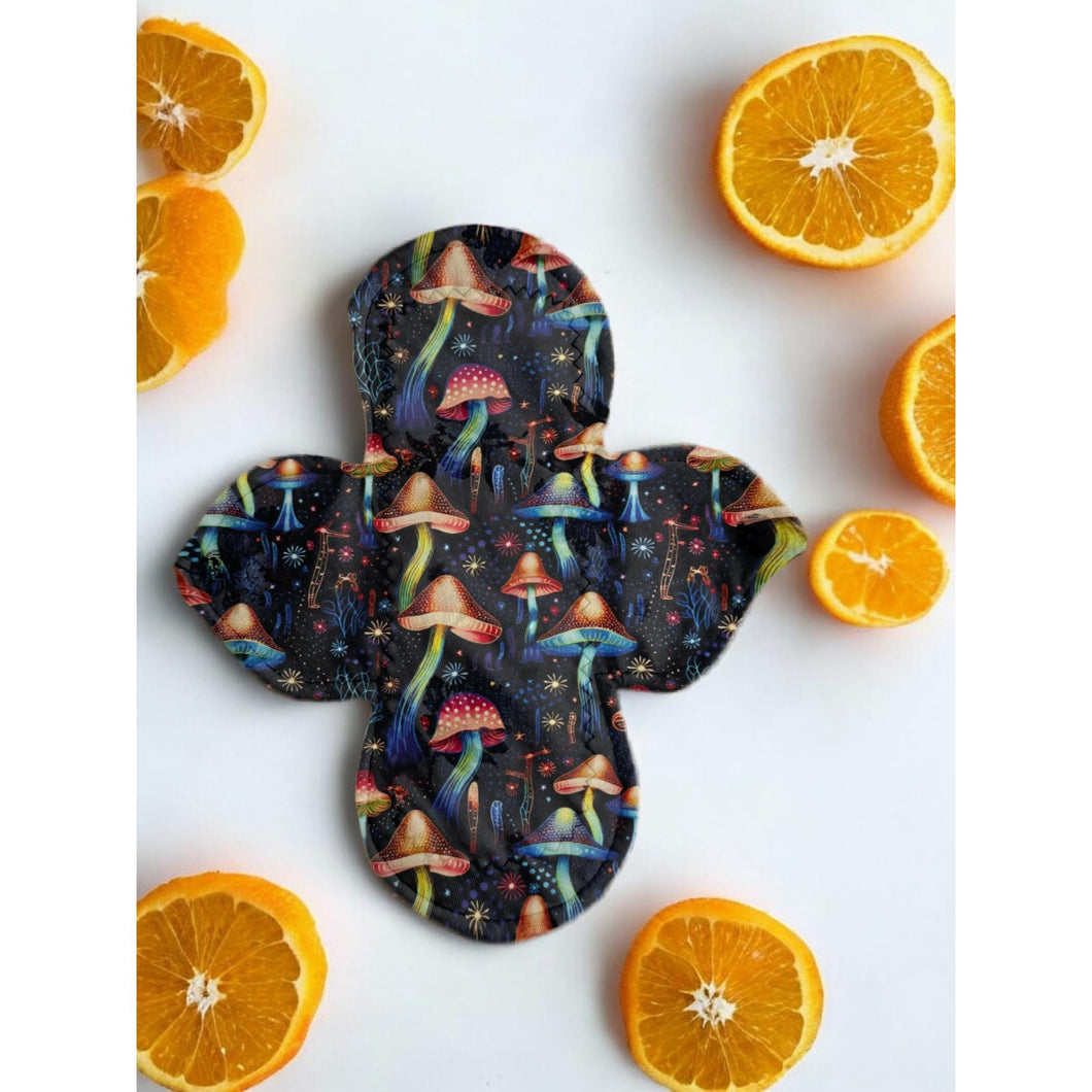 8 inch heavy liner absorbency reusable cotton pads, sanitary napkins, reusable pads, mushroom on black, teenager gift, women’s gift