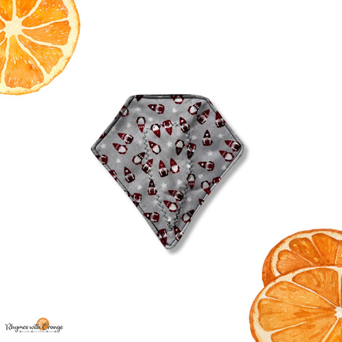 5 Inch thong liner, Eco-Friendly Reusable Cloth Liner – Light Absorbency - Cotton Topper - Sustainable for moderate flow- winter gnomes